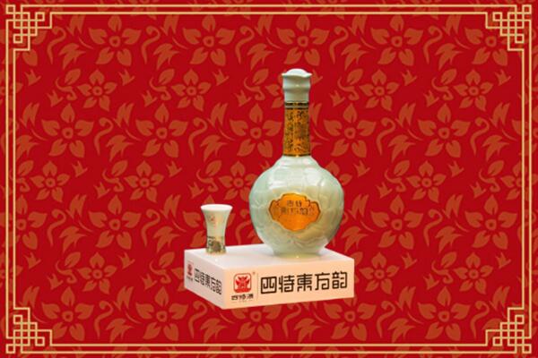 湛江吴川市烟酒回收四特酒